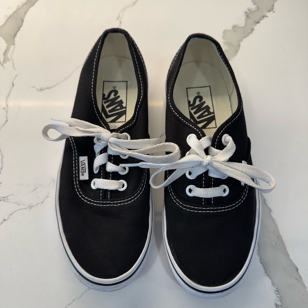 Boys 3.5 Vans Black and White Authentic Shoes